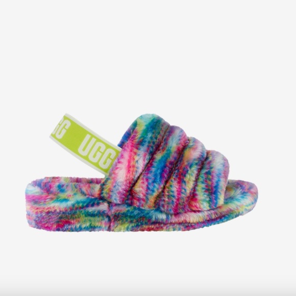 ✨ MAKE OFFER ✨ UGG FLUFF YEAH SLIDES - Picture 2 of 6